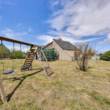 Vue Et Acces Direct Pour 11 Personnes Feriehus *